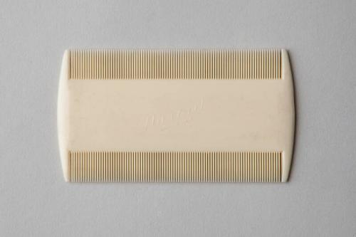 Moulded "Nuroid" Nits Comb