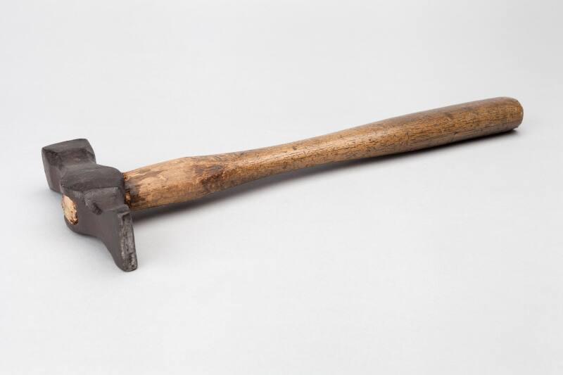 Tinsmith's Cross Peen Hammer