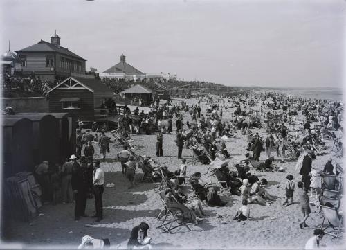 Aberdeen Beach with Shelter