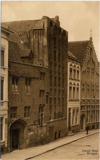 Bruges - Exterior of house (Zwart Huis) and street 