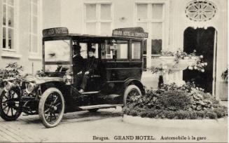 Bruges - Station car outside the Grand Hotel 