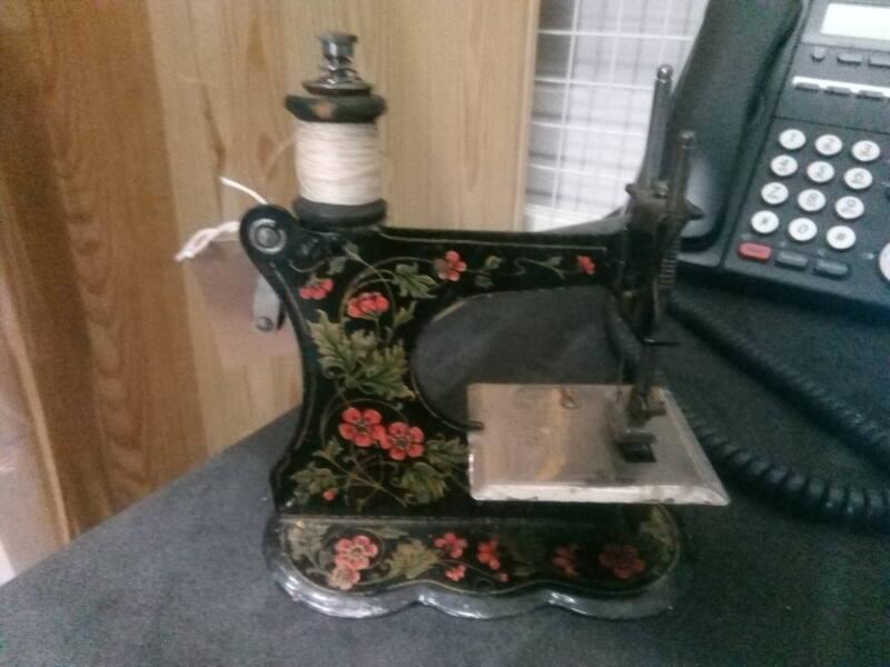 Toy Sewing Machine