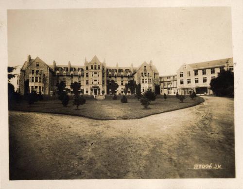 Black and white photograph Showing Tor-na-Dee