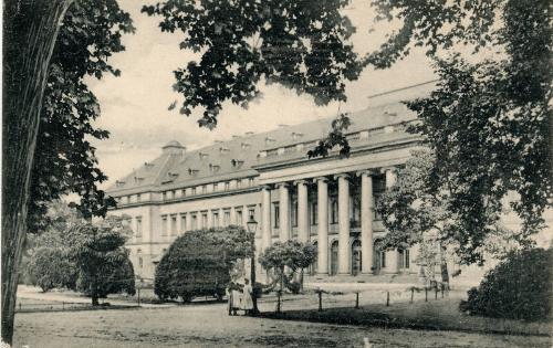 Coblenz - Two women in grounds of a large house 