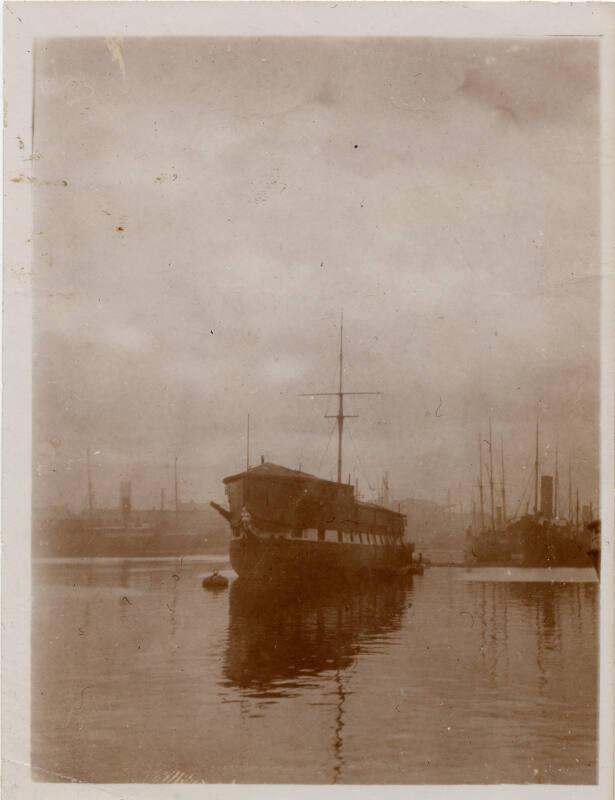 b/w photograph 'hms clyde'