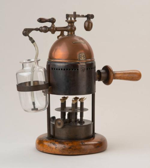 Ogston’s carbolic spray (ABDUA:38854)