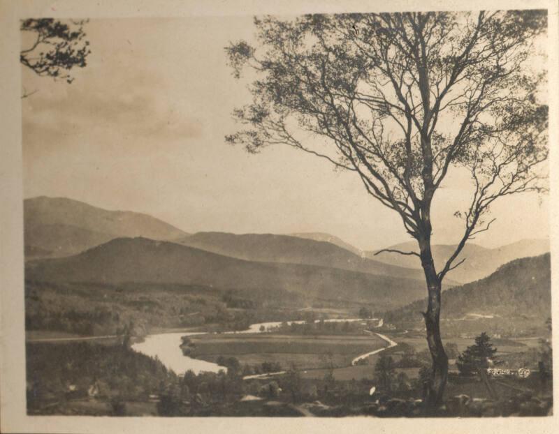 Black and white photograph Showing Dee from Balmoral