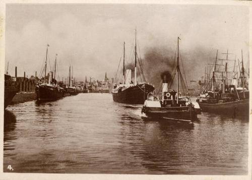 Black and white photograph Showing Aberdeen Harbour