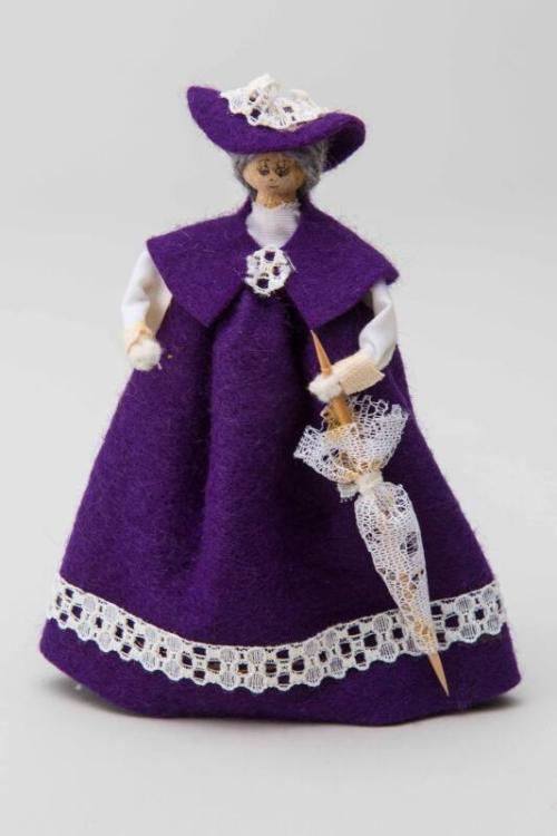 Peg Doll