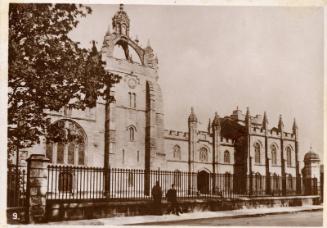 Black and white photograph Showing King's College Aberdeen