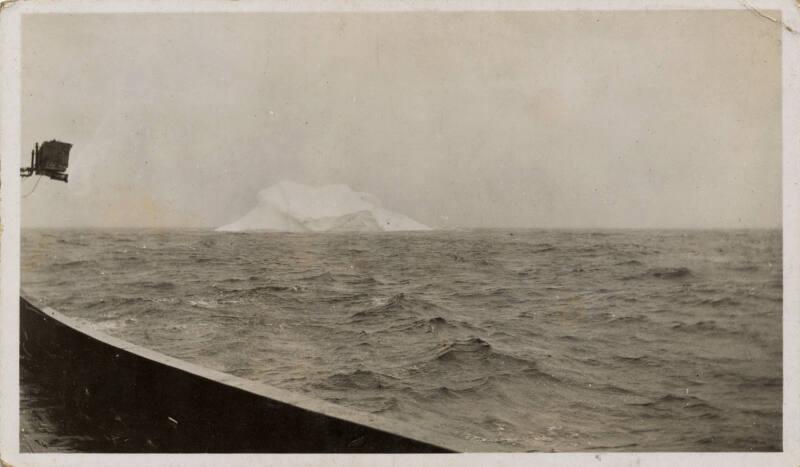 "Flying Family" Photos from Album