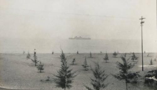 Arrival of Carnarvon Castle in Lobito Bay