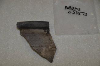 E34 Scottish White Gritty Ware Cooking Pot Rim