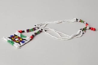 Three bead strand necklace