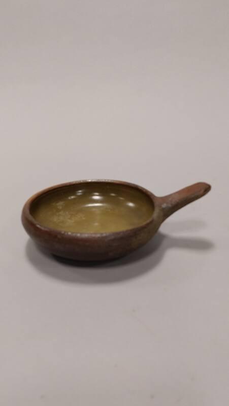 Earthenware Vessel with Pulled Handle