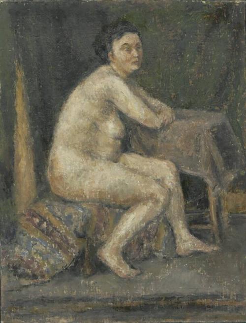 Nude figure of woman