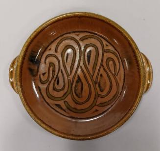 Stoneware Pie Dish with Slip Decorated Wave Pattern