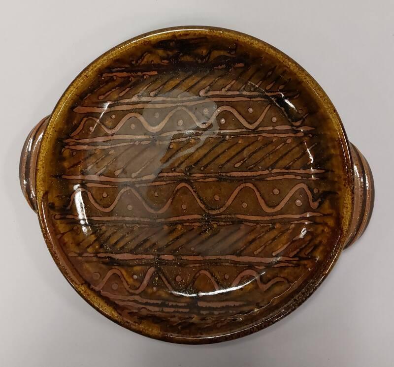 Stoneware Pie Dish with Wave and Dot Pattern
