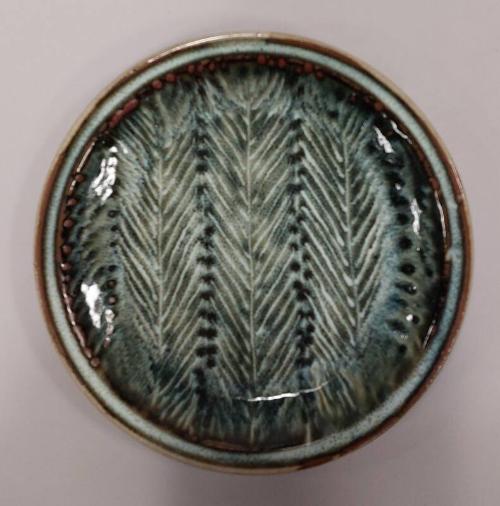 Stoneware Dish with Slip-trailed Pine Pattern
