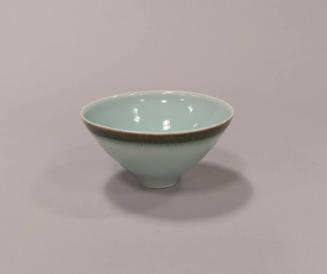 Porcelain Small Footed Bowl