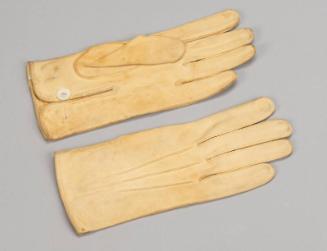 Groom's Gloves