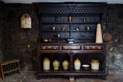 Pine Kitchen Dresser