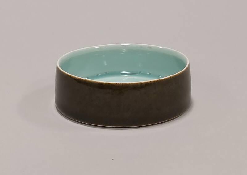 Porcelain Circular Dish with Celadon Glaze