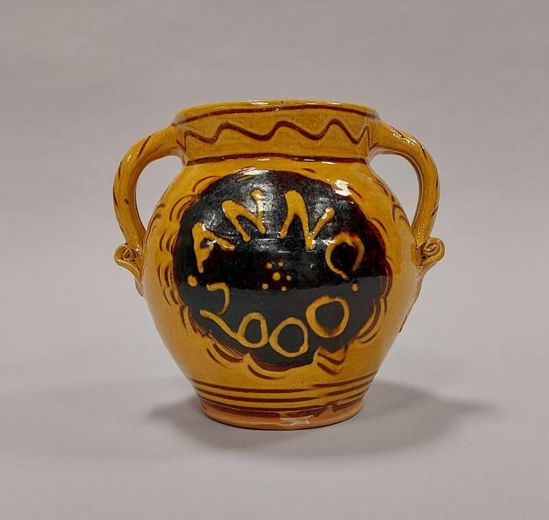 Earthenware Commemorative Vessel with Yellow Glaze