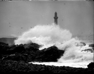 Waves Breaking Over South Breakwater Pier