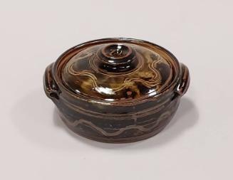 Stoneware Casserole or Vegetable Dish with Combed Decoration