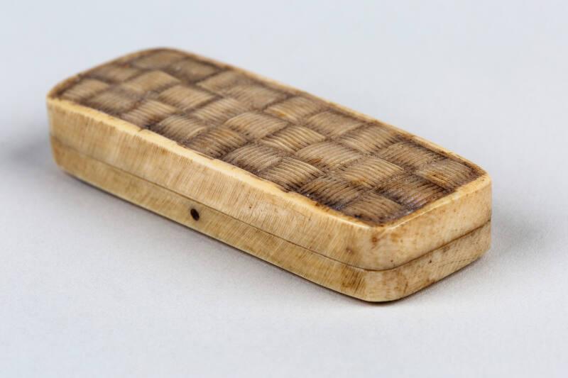Oblong Ivory Snuff Box
