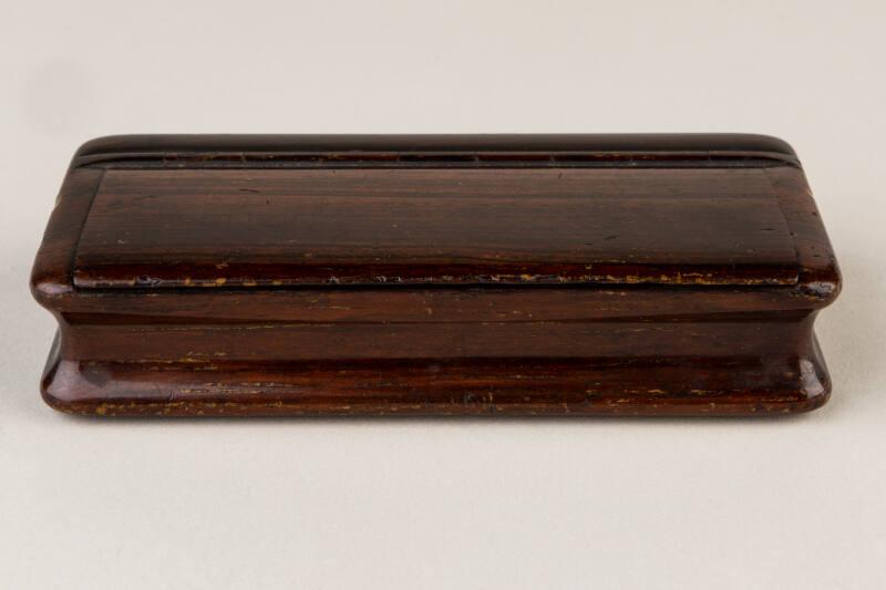 Rosewood Rectangular Snuff Box