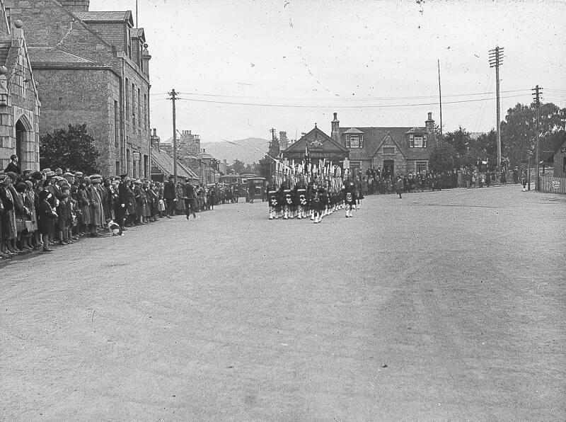 Royal Guard at Ballater Station Square Awaiting George V