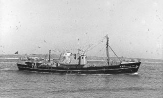 Starboard view of Sir William Hardy