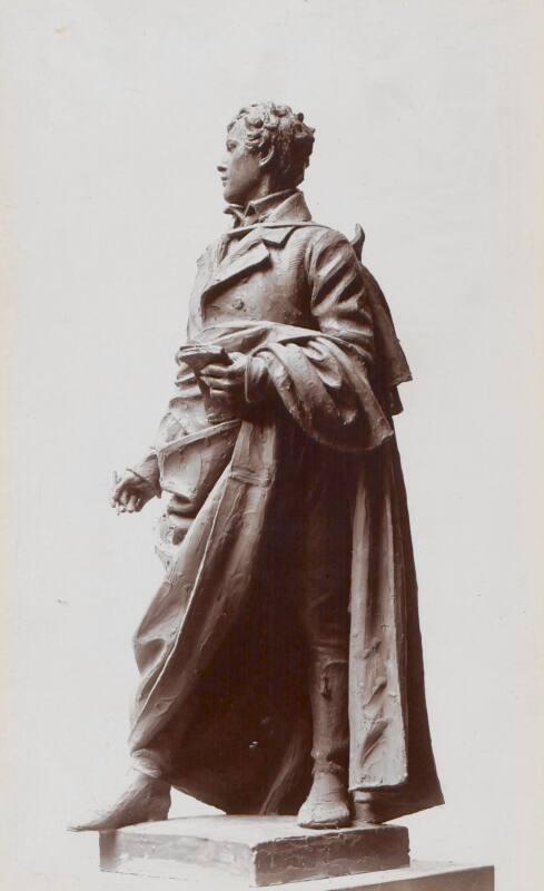 Pittendrigh Macgillivray statue