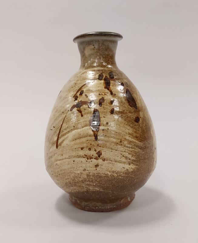 Bottle Vase with Hakeme and Iron Decoration