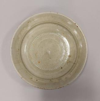 Stoneware Medium Dish with Pale Green Ash Glaze
