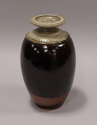 Earthenware Large Bottle with Chatter Marks