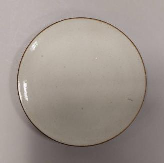 Stoneware Round Flat Dish With Beige Glaze With Oatmeal Speckle