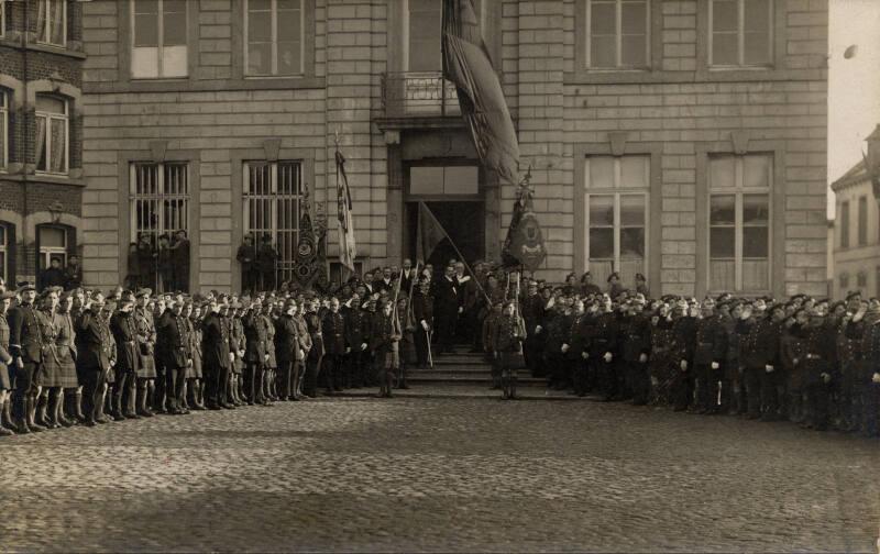 Ceremony for Gordon Highlanders from Chievres on Liberation