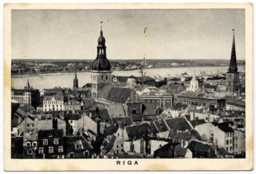 'Round Europe' Wills Cigarette Card - Riga