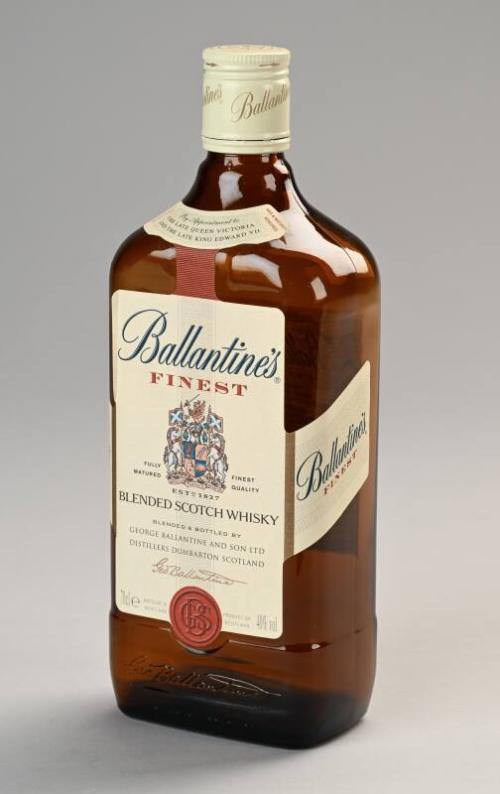 Ballantine's Finest Blended Scotch Whisky Bottle With Sample Label