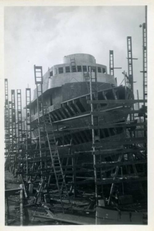 black and white photograph of steam tug Howard Smith under construction