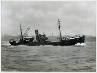 Black and white photograph showing view of starboard side of 'bluff'