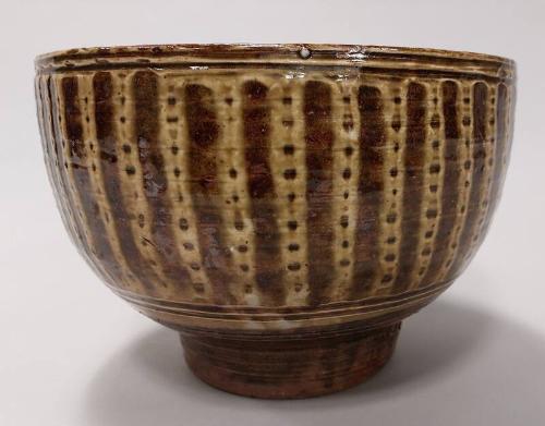 Stoneware Rose Bowl with Line and Dot Basket Pattern